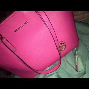 Michael Kors bag  jet set raspberry/hot pink color